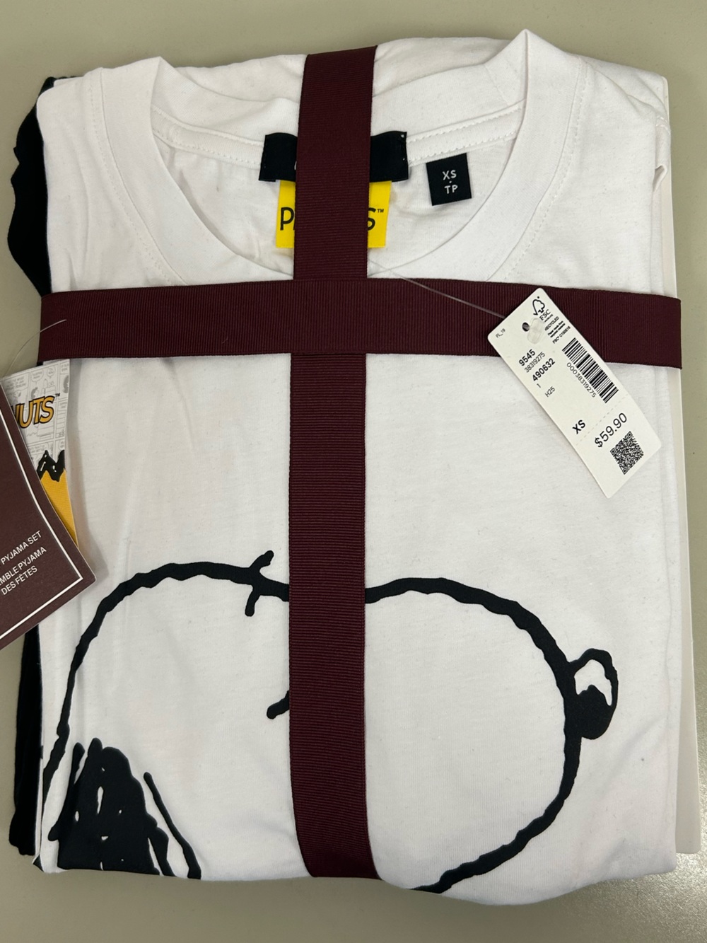 NWT- Ladies Snoopy 2 Pc Sleep/Lounge set
